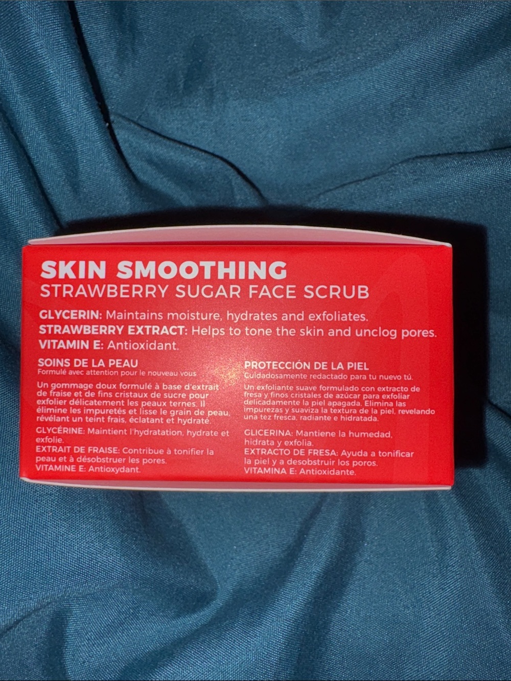 LaSplash Skin Smoothing Strawberry Sugar Face Scrub - Red - Picture 3 of 5